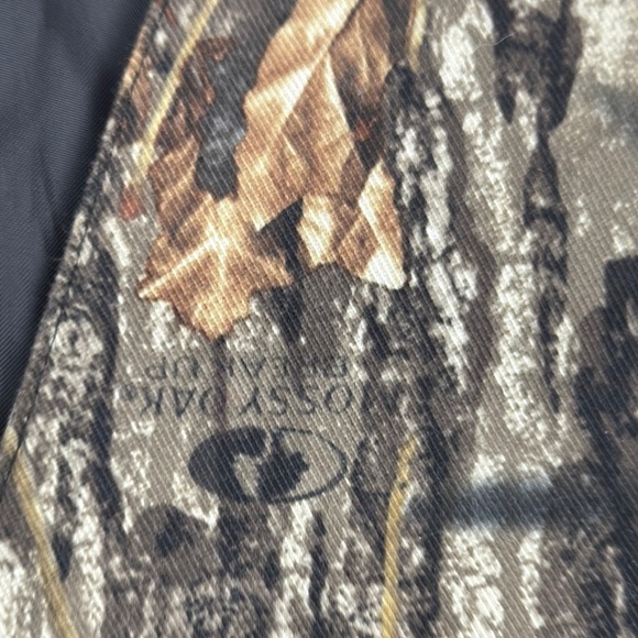 Mossy Oak Green and Brown Camouflage Button Down Tuxedo Vest - Picture 5 of 9